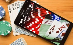 Bermain IDN Poker Online Android
