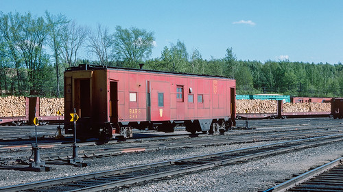 railroad train locomotive ba caboose