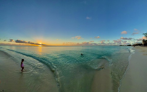 light music peaceful dreamy dream covid grandcayman cayman island iphone12 iphone pano gentle waves kids kid turquoise golden blue colors color water sunset sun beach