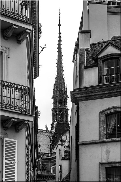 Notre Dame de Paris spire
