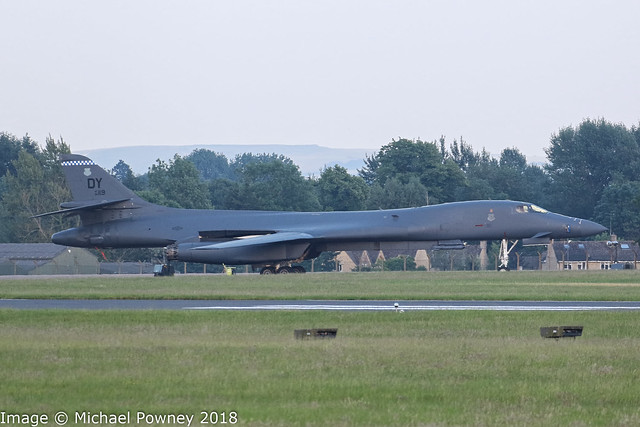 86-0119 - 1986 fiscal Rockwell B-1B Lancer, on TDY at Fairford