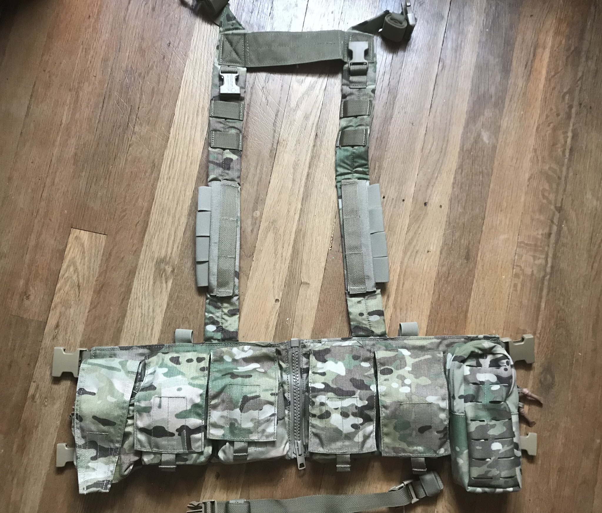What Recce style Chest rig for use with sr25 pattern mags - AR15.COM
