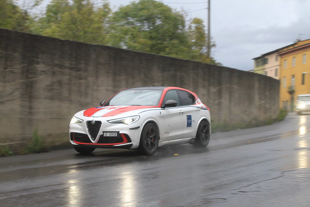 Alfa Romeo Stelvio Quadrifoglio Racing