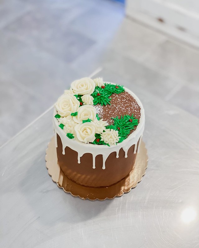 Cake by Krystal Jenkins Bakes