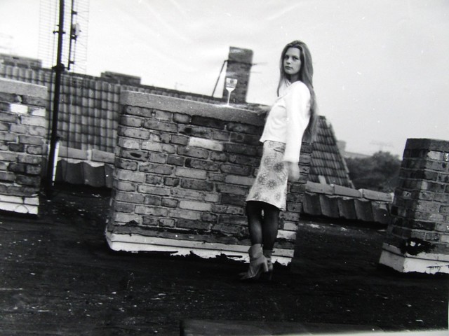 Bettina auf dem Dach - Berlin 1986