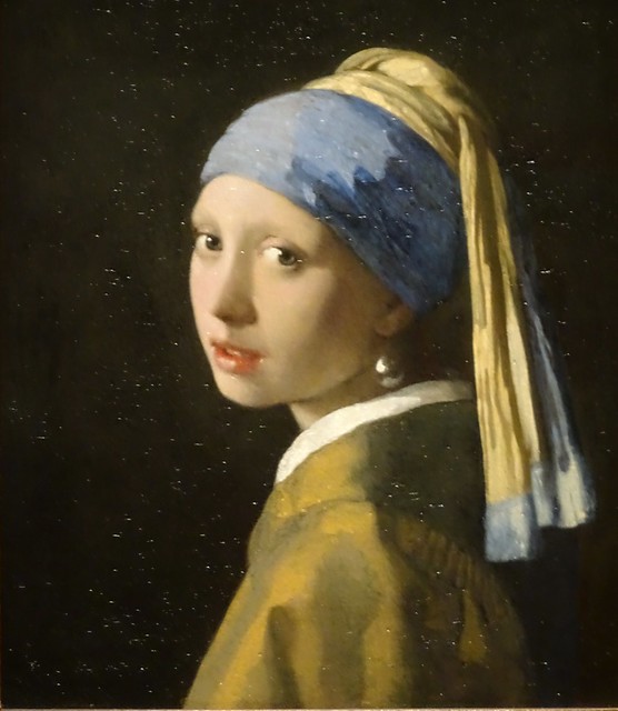 Girl with a Pearl Earing - Johannes Vermeer