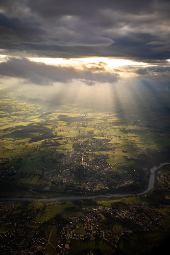 from Saint Yan to Cannes, FL 60, france loire saintromainlamotte inflight aerialview vueaerienne canon eos5d