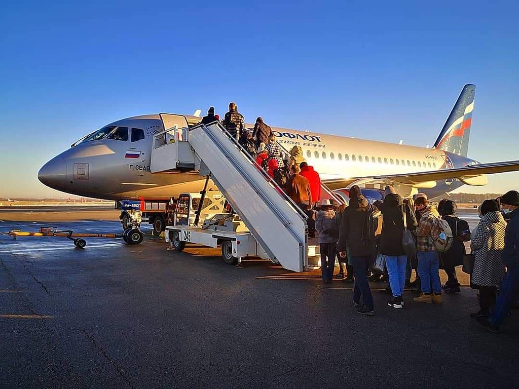 Сколько пассажиров перевезли российские авиакомпании в 2020 году САМОЛЕТЫ,АВИАЦИЯ