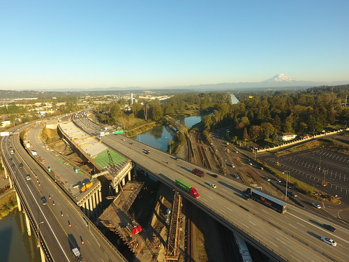 cm tacoma interstate5 hov bridgeconstruction puyallupriverbridge