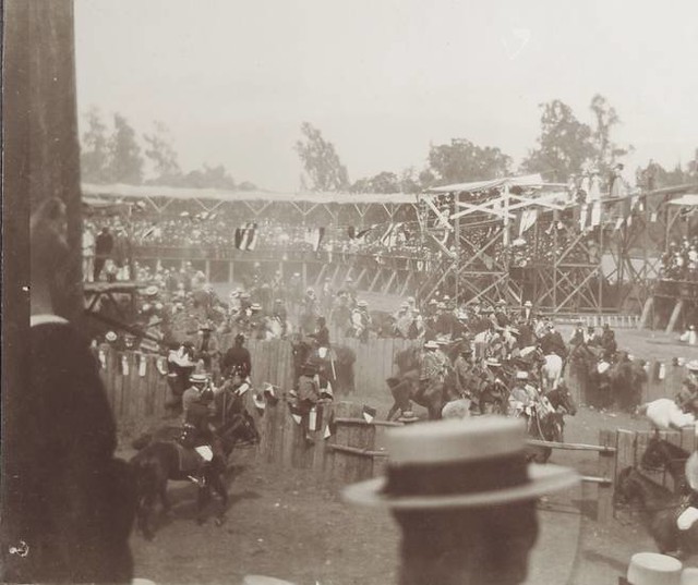 El Gran Rodeo en el Parque Cousiño se realizó el 25 de diciembre de 1909.