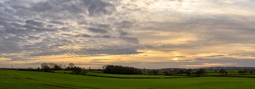 bigsky clouds countrysideviews countrysidewalks landscapephotography panorama sunset sunsets vistas warwickshirecountryside warwickshirelandscapes