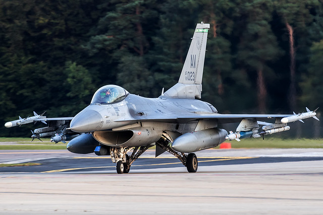 89-2023 / United States Air Force / General Dynamics F-16CM Fighting Falcon