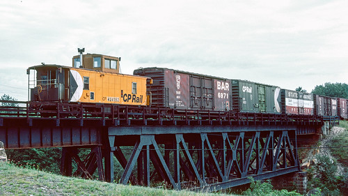 railroad train locomotive cp caboose