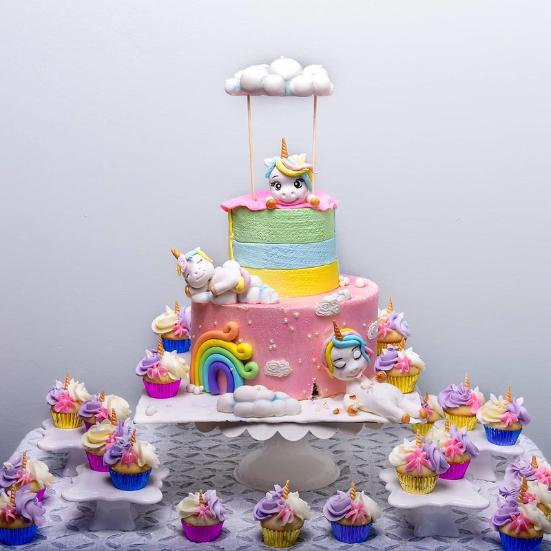 Cake by Creamy Rainbows