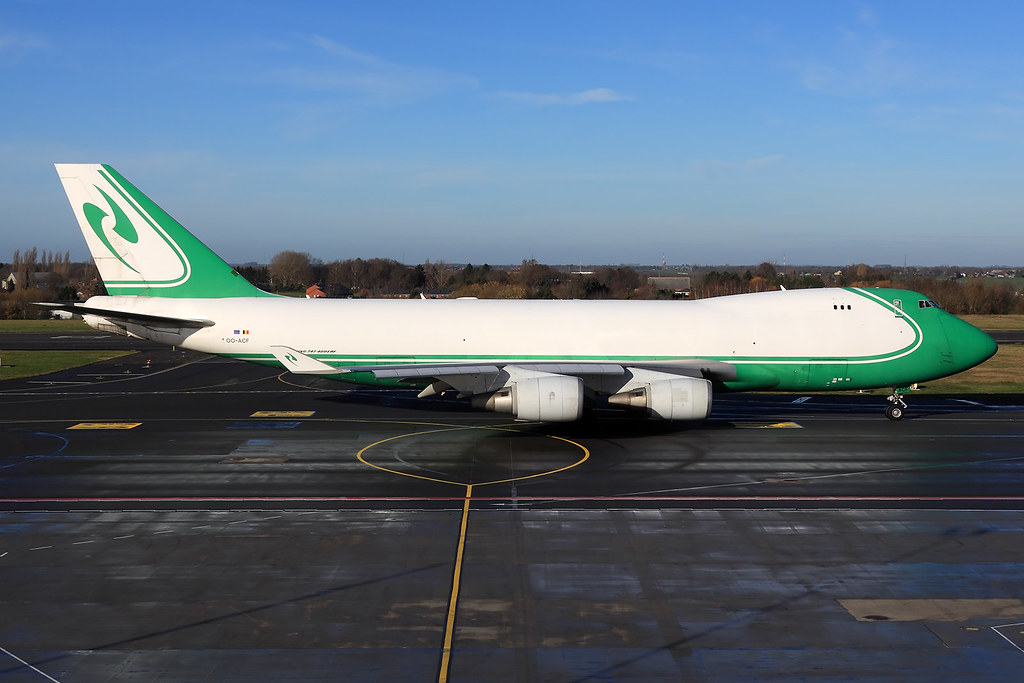 Challenge Airlines  Boeing 747-4EV(ER/F) OO-ACF