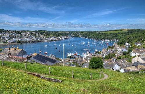 cornwall fowey foweyharbour smalltowns yachts boats landscapes