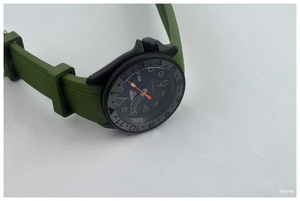 Coucou me revoilà chez Seiko...enfin presque ;-) 50743663958_ce38bcb2e2_b