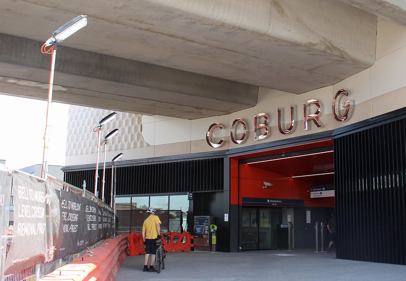 Coburg station entrance
