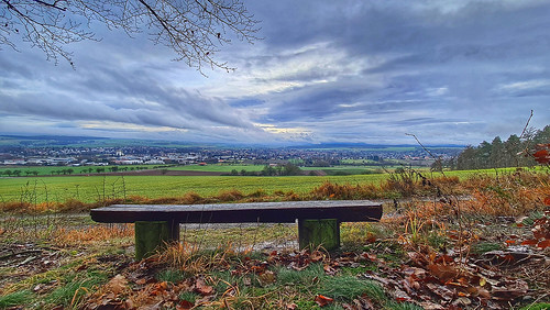 landscape december bench clouds darkclouds foliage autumnfoliage landschaft landschaftsfotografie nordhessen hofgeismar