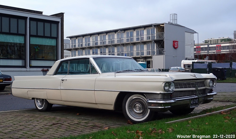 AE-23-12: Deville asobak