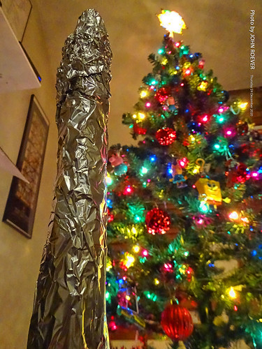kansas 2020 december december2020 winter winter2020 holiday holidays tree christmas christmastree pole festivus festivuspole aluminumpole festivusfortherestofus olathe usa