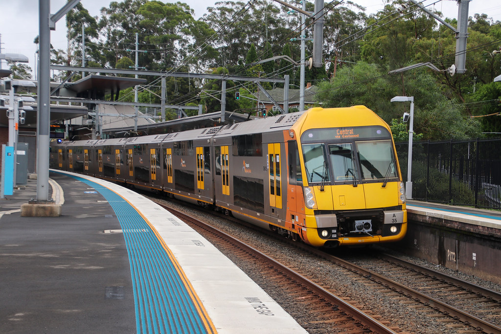 Sydney Trains’ - 133J - Cheltenham, NSW