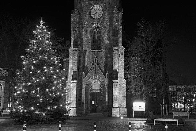 Warnemünde - christmas tree in front of protestant church