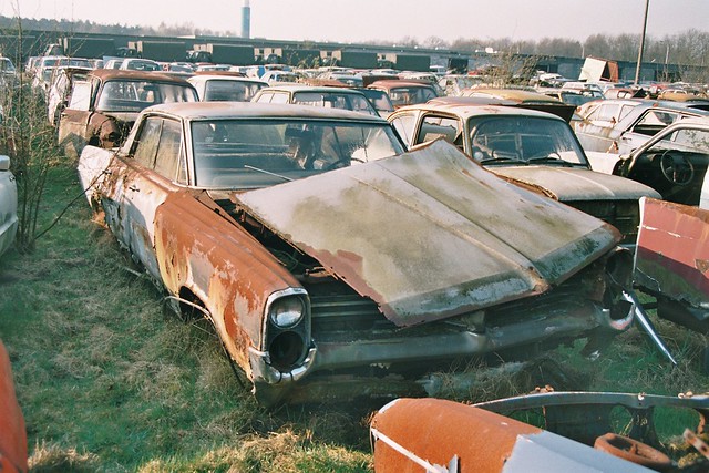 The Field of Rust: Pontiac Parisienne