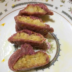 beetroot ravioli stuffed with potatoes