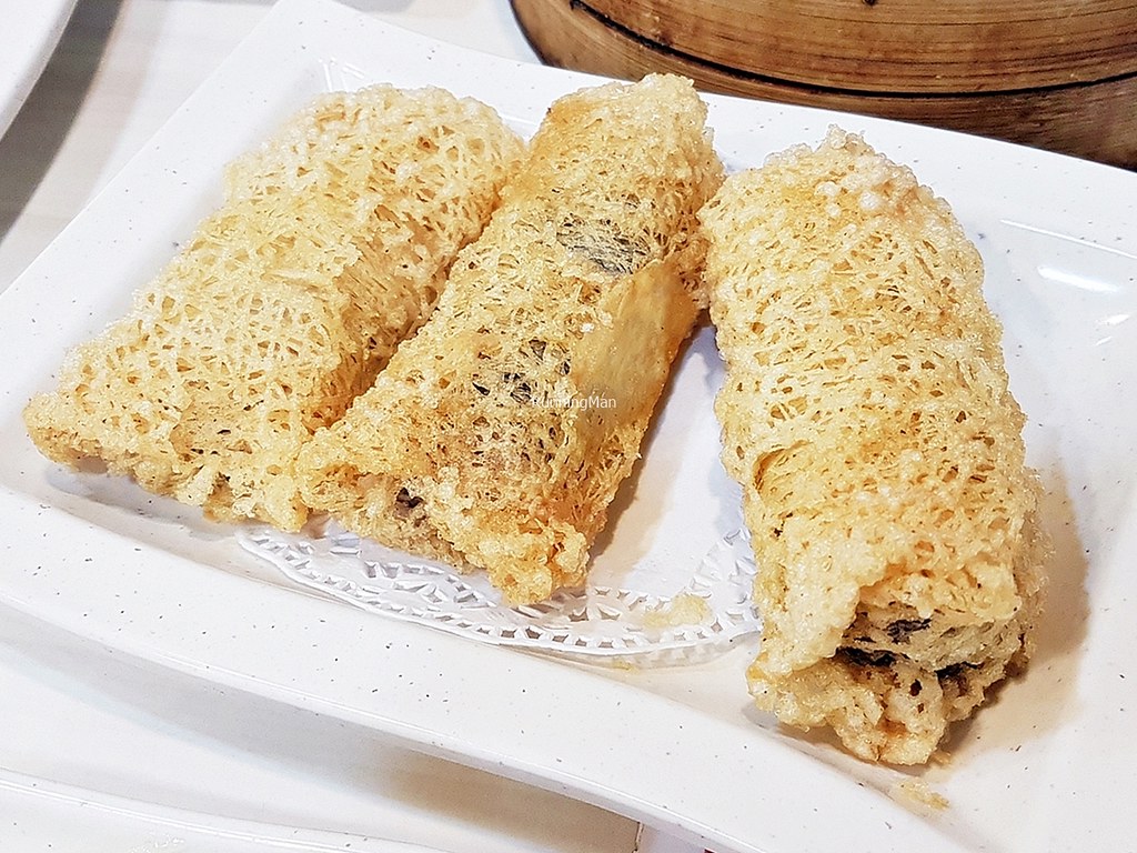 Deep-Fried Banana With Red Bean Paste Roll