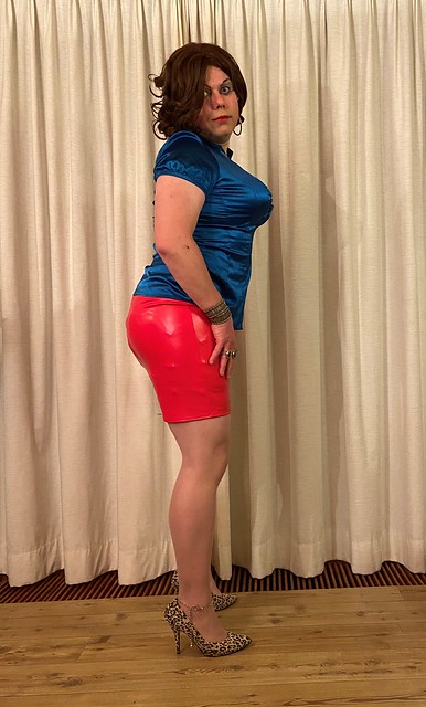 red and blue for the office