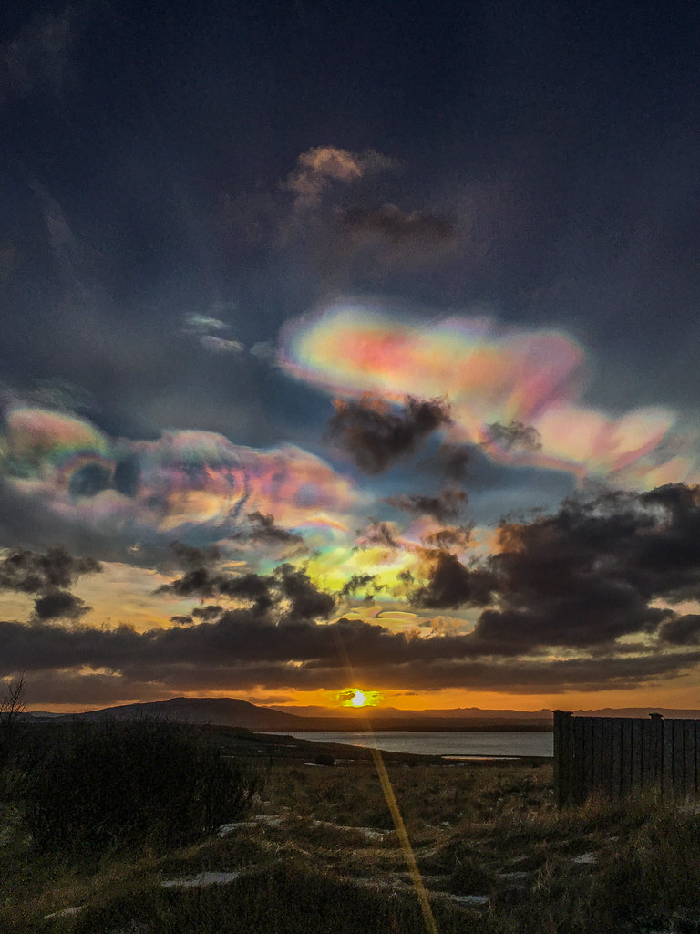 Polar stratospheric clouds / Iceland