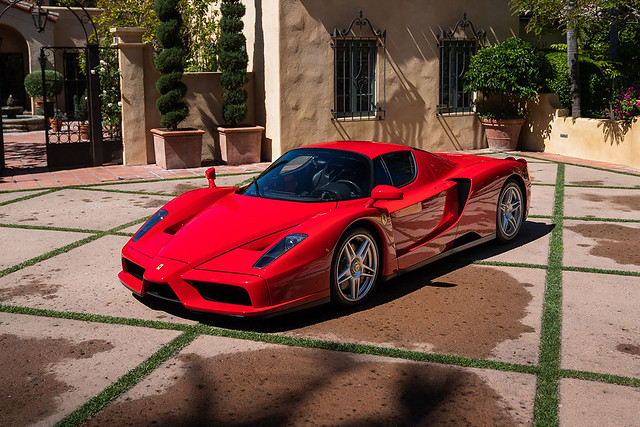 2003-Ferrari-Enzo-_0 (1)