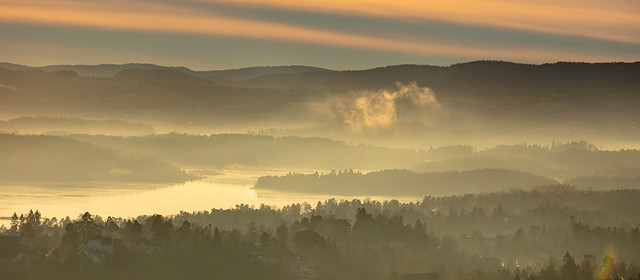 Winterly mist on the fjord (explored)