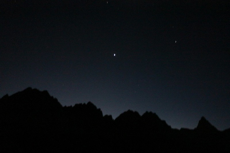 Crescent Moon and Venus over Agassiz, Winchell, Thunderbolt, North Palisade, and Isosceles from Dusy Basin