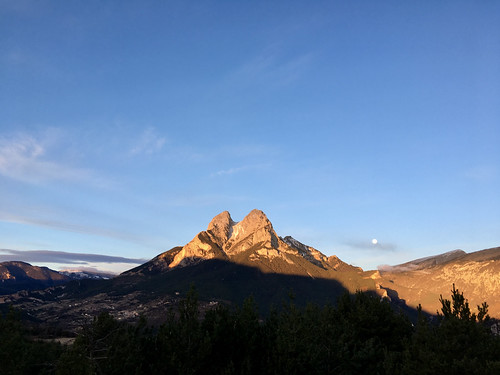 mountain pedraforca alba sunrise colors sku sky