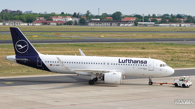 Lufthansa - Airbus A320neo [D-AINP] Berlin Tegel Airport - 22/07/19