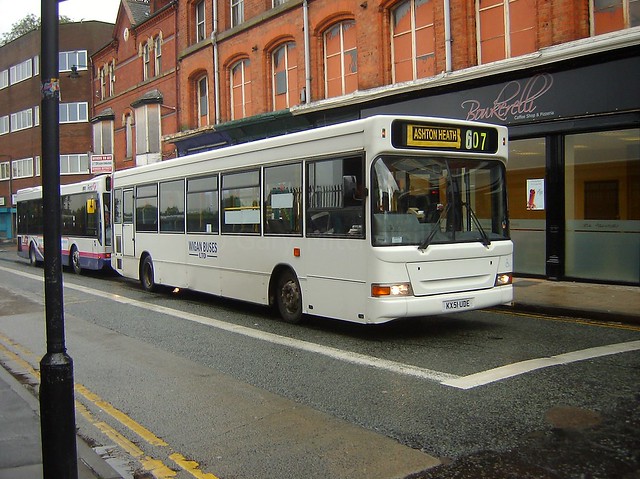 Wigan Buses - KX51UDE - UK-Independents20080923
