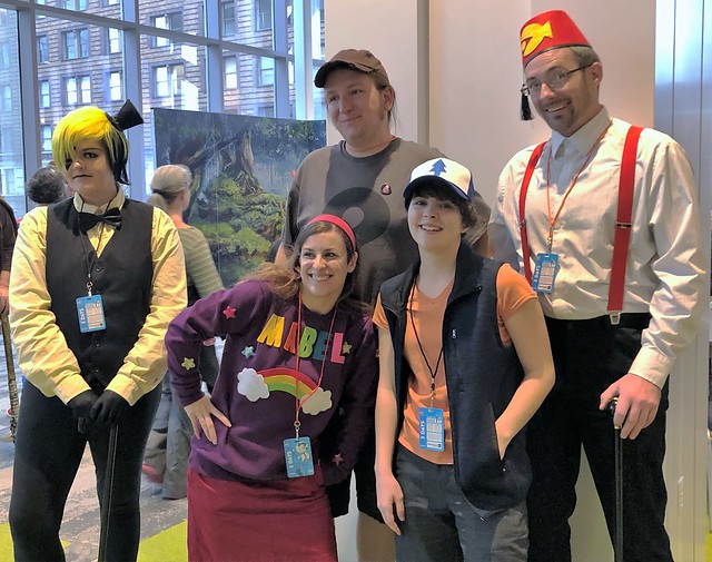 Gravity Falls Cosplayers, Louisville GalaxyCon 2019