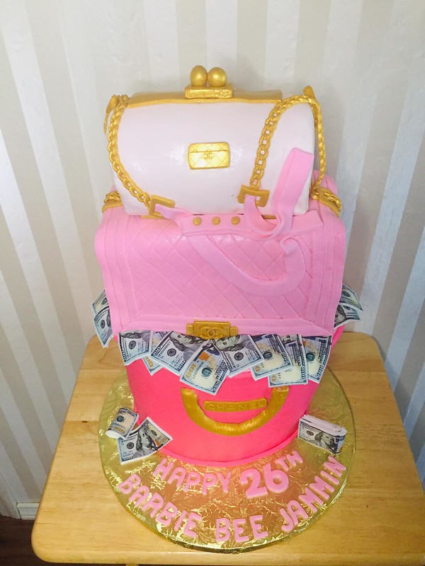 Purse Cake by Kim Mosby Summers of Treatin U Sweet