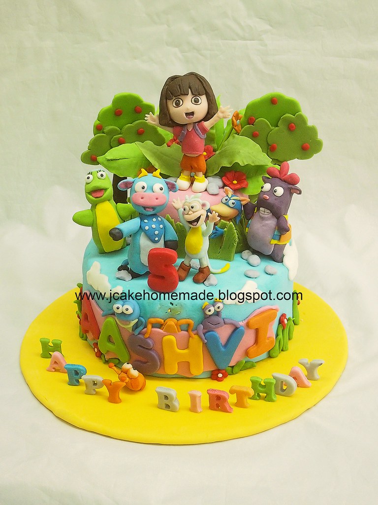 Dora the Explorer Birthday Cake 爱探险的朵拉蛋糕
