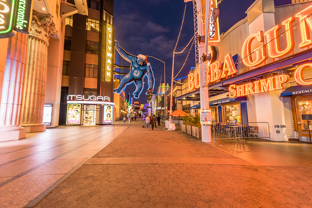 Universal CityWalk during COVID-19 Outdoor Dining Ban