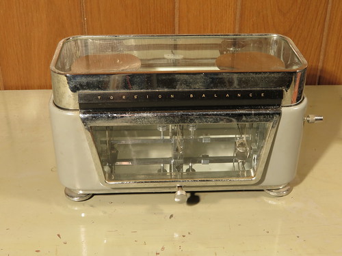 Old Analytical Balance | by ecl58