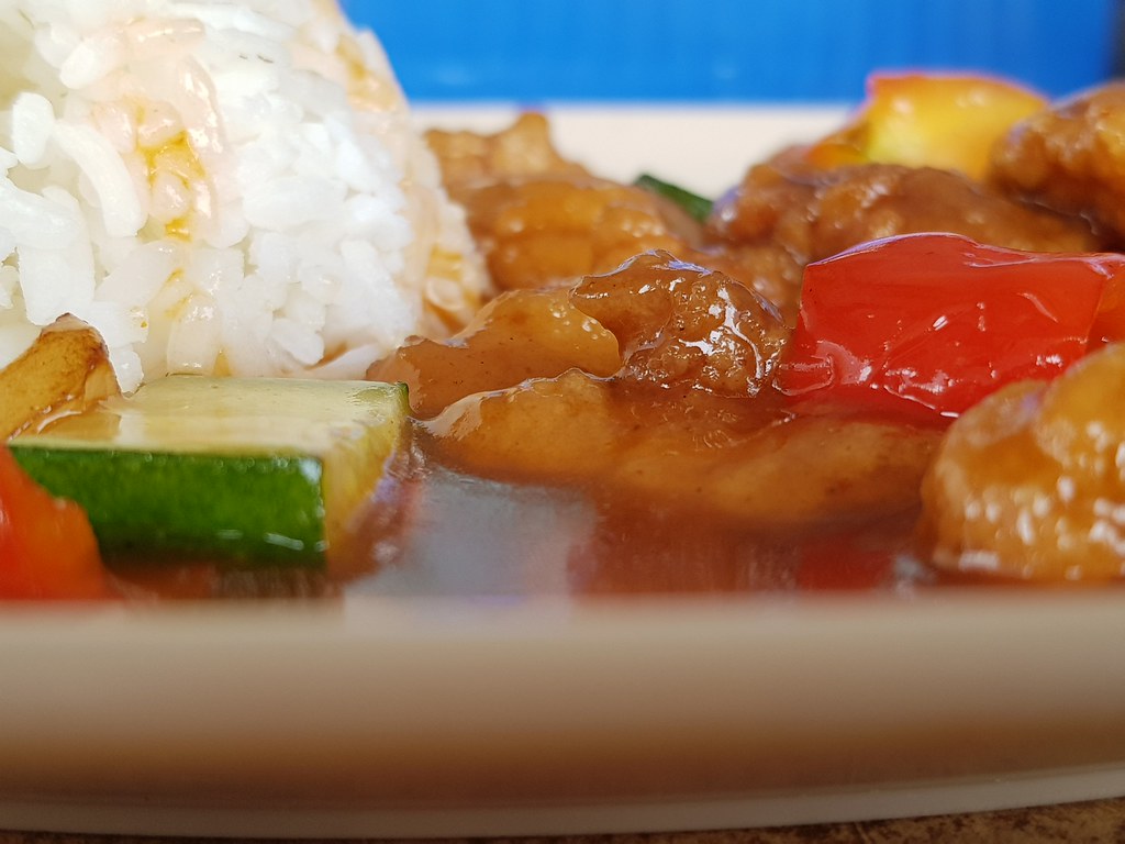 咕噜肉飯 Sweet & Sour Pork Rice rm$9 & 熱茶 Hot Chinese Tea rm$0.70 @ 建成茶餐室 Restoran Keong Seng SS14