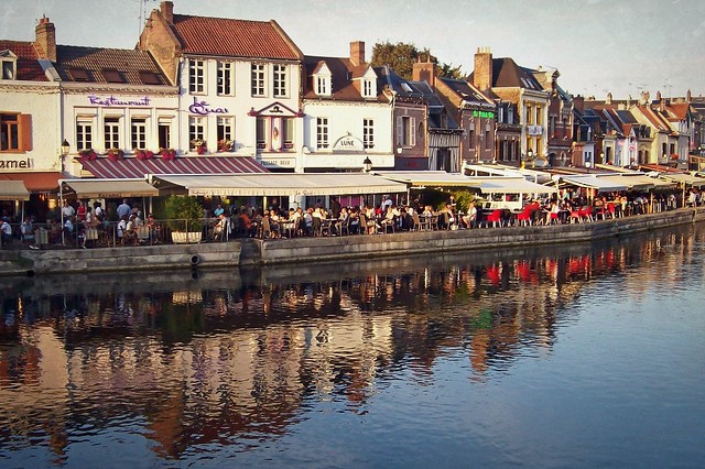 Amiens, una sera d'estate sul quai Bélu