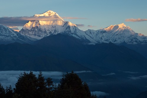 mountain sunrise myagdi nepal himalaya kaski poonhill mustang