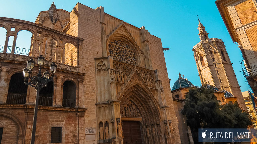 Queen's Square, Valencia Cathedral and Micalet Tower