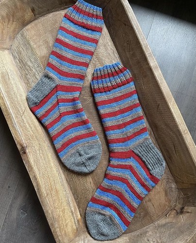 More socks knit by Sonia (@soniabknits) - Stripe Me Up Socks by Scrumptious Purl and Point Prim Socks!