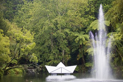 taranaki newplymouth pukekurapark park landscape pond fountain artinstallation paperboat festivaloflights