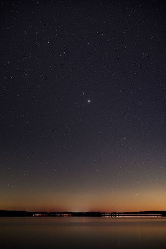 Beacons by Jeff NC, 13 days to the climax of the Great Conjunction of Saturn and Jupiter. I found a better site at Jorda